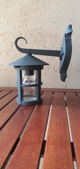 Lámpara rustica de forja cristal efecto soplado.