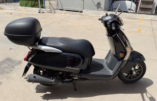 Kymco Like 125 Scooter Negro azulon