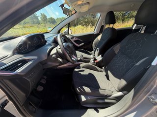 Peugeot 2008 con cambio de nombre y garantia