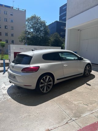 Volkswagen Scirocco 2.0 TSI 200 CV · Cuero