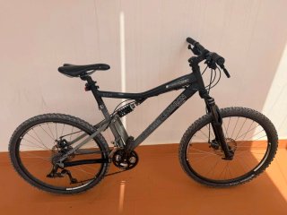 Bici Doble Suspensión y Frenos Disco