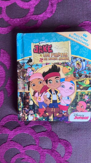 Set 4 libros Disney Junior Busca y encuentra