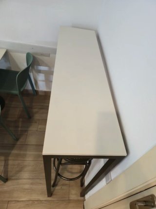 Mesa alta estilo industrial