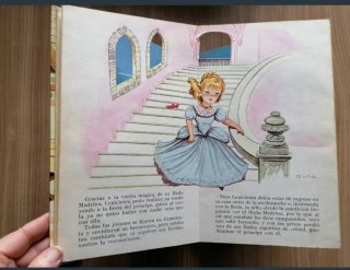 Cuento troquelado, CENICIENTA, 1969