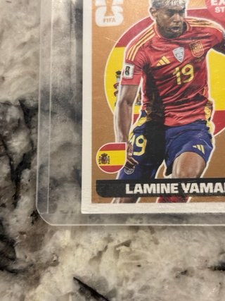 Lamine Yamal Extra Sticker Bronce Panini FIFA