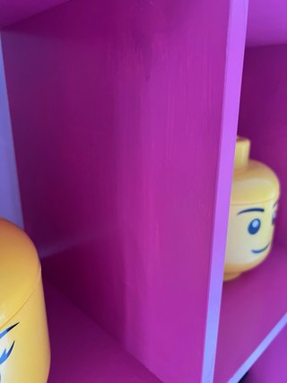 KALLAX IKEA 2x4 pintada en rosa fucsia