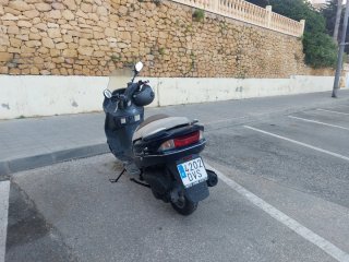 Suzuki Burgman 125 Maxi Scooter Azul/Gris