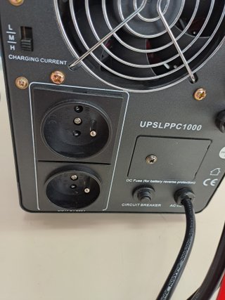 Sistema de energía de respaldo 1500VA con batería para cortes de luz