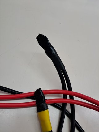 Sistema de energía de respaldo 1500VA con batería para cortes de luz