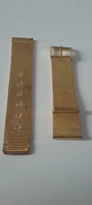 Cinturino per orologio in maglia dorata