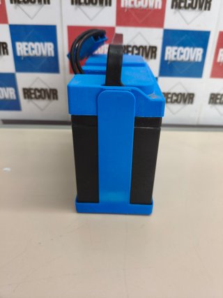 Batería recargable original Peg Perego 12V 12Ah para vehículos eléctricos