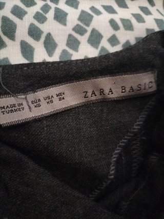 Vestido gris Zara
