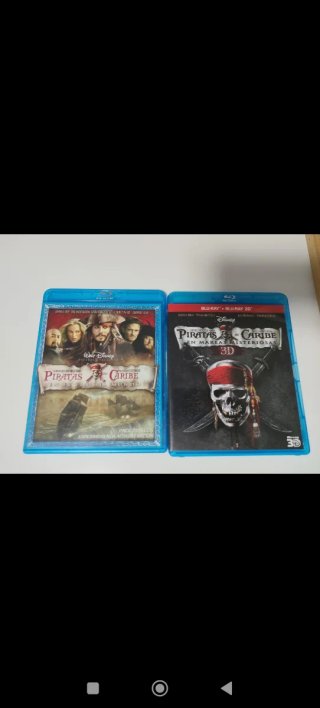 Confezione 5 Blu-ray Pirati dei Caraibi