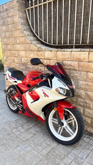 Yamaha TZR 50cc Roja y Blanca