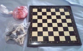 Juegos de mesa: Parchís, Mühle, ajedrez