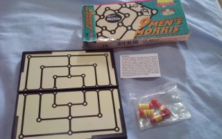 Juegos de mesa: Parchís, Mühle, ajedrez