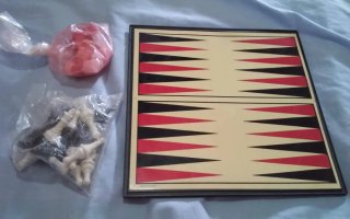 Juegos de mesa: Parchís, Mühle, ajedrez