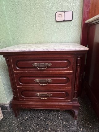 Dormitorio clásico mármol y espejo
