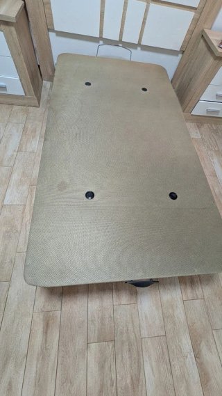 Canapé abatible madera y tela de 105 cm.