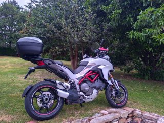 Ducati Multistrada 1200S Blanca