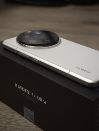 Xiaomi 14 Ultra 512GB + Kit Fotografia Leica