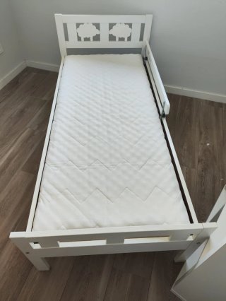 Cama infantil 70x160 con colchón y ropa