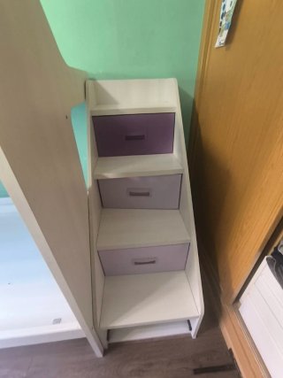 Litera con escalera y cajones