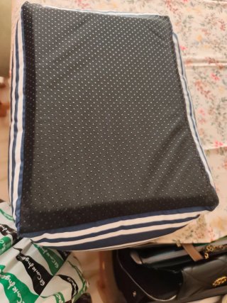 Cama para perros rayas azul y blanco