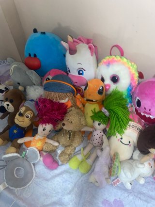 Lote de peluches variados