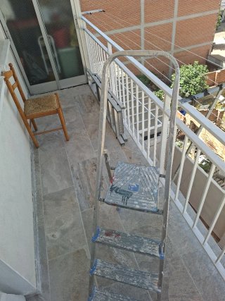 Escalera aluminio plegable