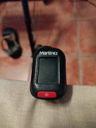Afinador de guitarra Martínez