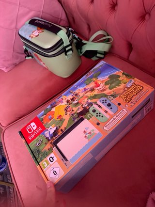 Nintendo Switch Animal Crossing + Funda transporte