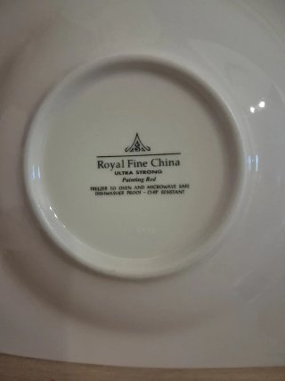 Tazzine Royal Fine China con piattino