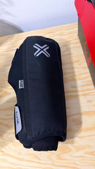 Espinilleras BMX FUSE WHIP PAD a estrenar