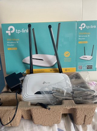 Router TP-Link TL-WR841N WiFi 300 Mbps + caja y ac