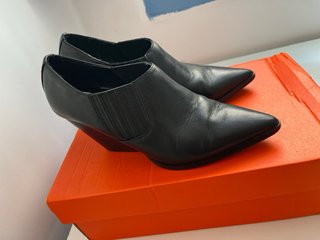 Botines Mango Piel Talla 37. Excelente estado