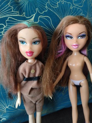 Lote di 2 bambole Bratz