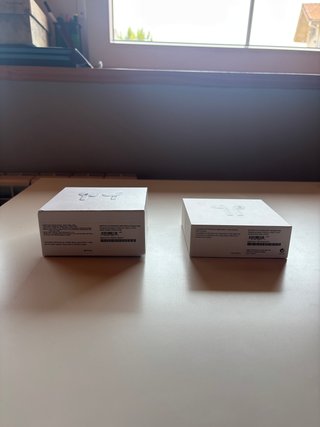 Caja AirPods y AirPods Pro con repuestos