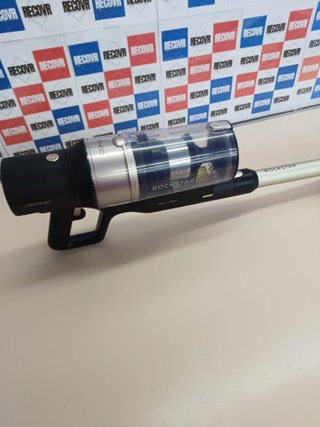 Aspiradora sin cable 700W con base autovaciado