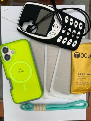 2 Fundas iPhone 16 + 3 protector pantalla