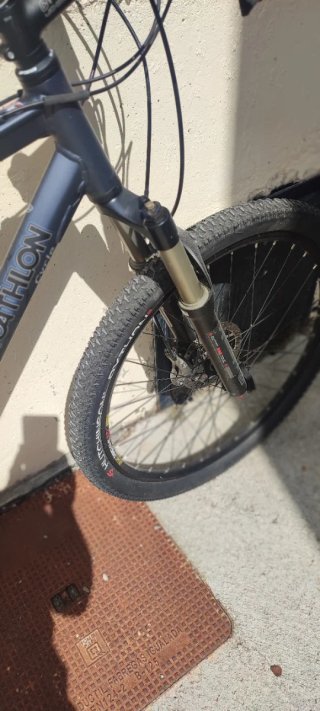 Bicicleta Rockrider 8.2