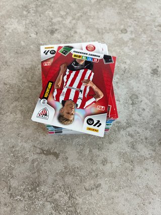 Lote 100 cromos Adrenalyn XL 25-26 Liga