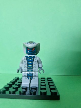 Lego Ninjago Rattla Minifigura Original