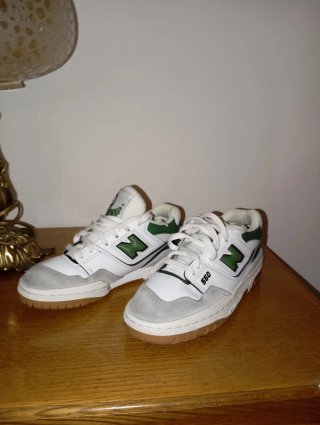 Zapatillas New Balance 550 Blancas y Verdes