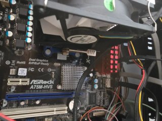 Torre PC antigua para piezas + 8GB RAM Corsair