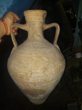 Cántaros antiguos de cerámica