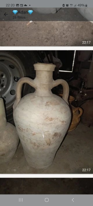 Cántaros antiguos de cerámica