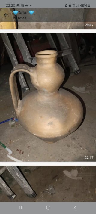 Cántaros antiguos de cerámica