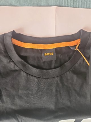 Camiseta BOSS Negra Talla XL
