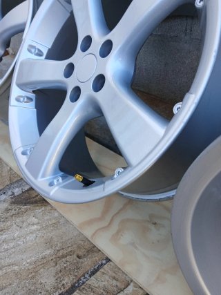 Llantas Toyota Celica 2002 .Último precio.